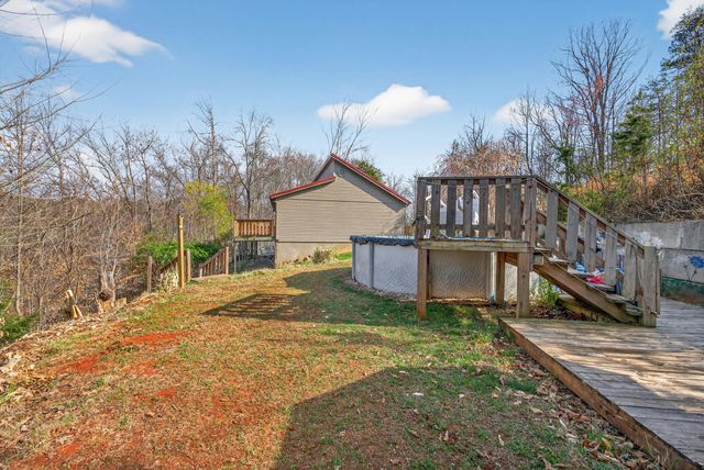 E 106 Beaver Dam CT, Goodview, VA 24095