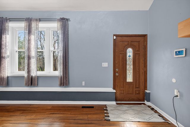 E 106 Beaver Dam CT, Goodview, VA 24095