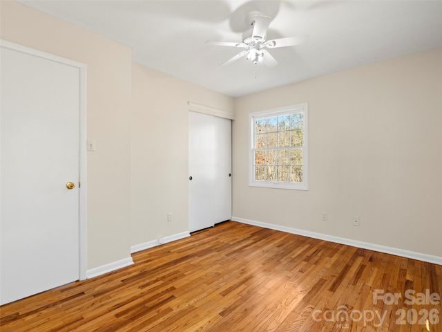 76 Maple Springs Road, Asheville, NC 28805