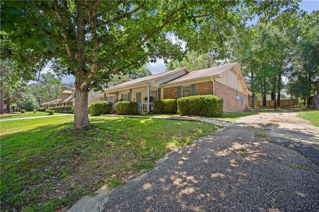 5225 Wilhelm Drive, Mobile, AL 36618 — photo 2