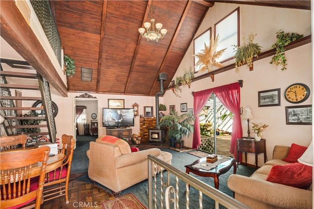 5849 East Avenue T8, Palmdale, CA 93552