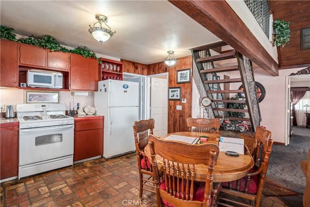 5849 East Avenue T8, Palmdale, CA 93552