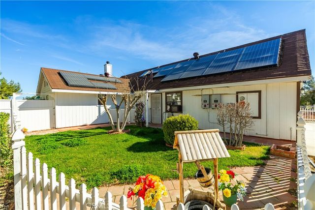 5849 East Avenue T8, Palmdale, CA 93552