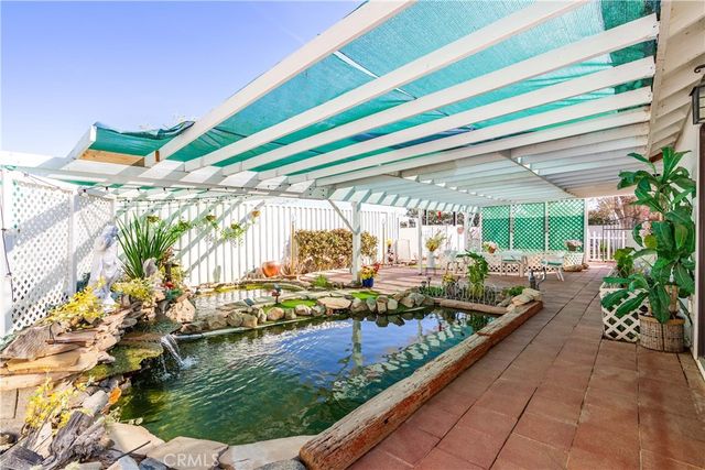 5849 East Avenue T8, Palmdale, CA 93552