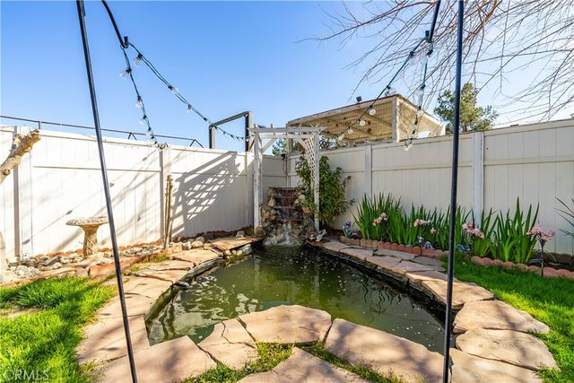 5849 East Avenue T8, Palmdale, CA 93552