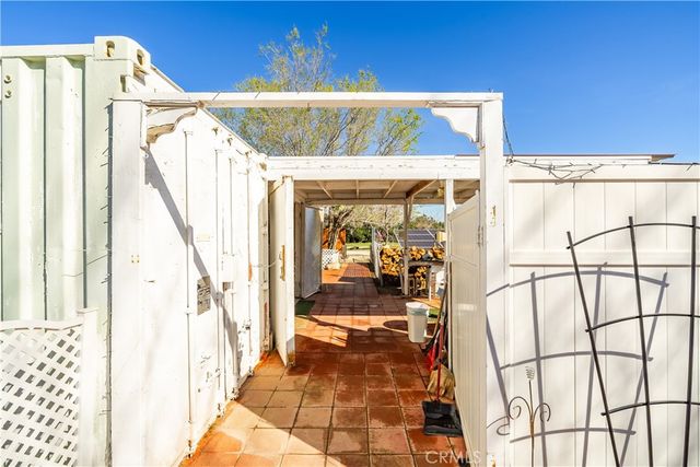 5849 East Avenue T8, Palmdale, CA 93552