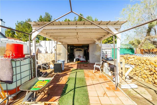 5849 East Avenue T8, Palmdale, CA 93552