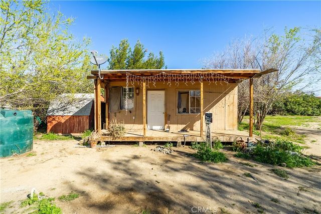 5849 East Avenue T8, Palmdale, CA 93552