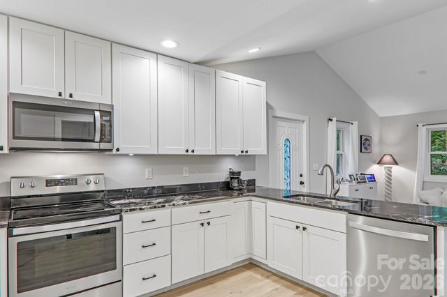 49 Wilderness Trail, Candler, NC 28715