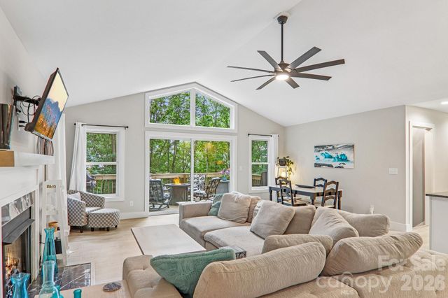 49 Wilderness Trail, Candler, NC 28715