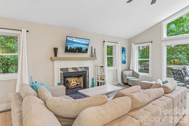 49 Wilderness Trail, Candler, NC 28715