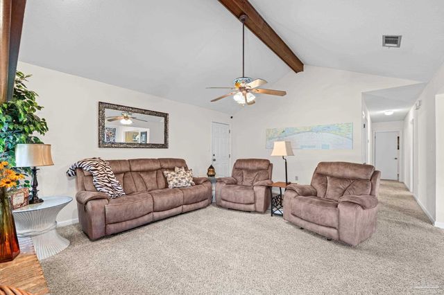 2176 Calle De Cantabria, Navarre, FL 32566