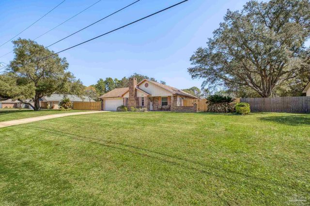 2176 Calle De Cantabria, Navarre, FL 32566