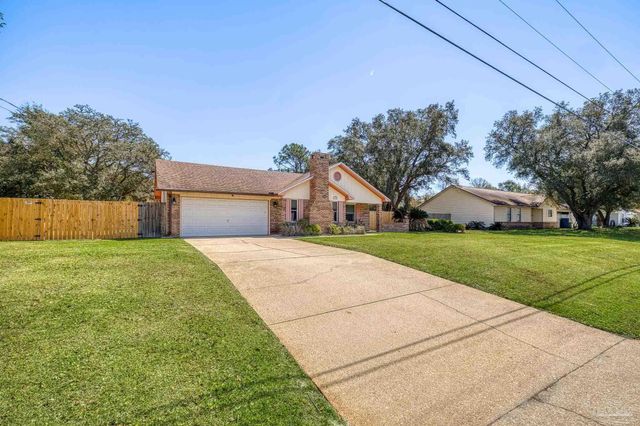 2176 Calle De Cantabria, Navarre, FL 32566