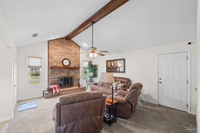 2176 Calle De Cantabria, Navarre, FL 32566