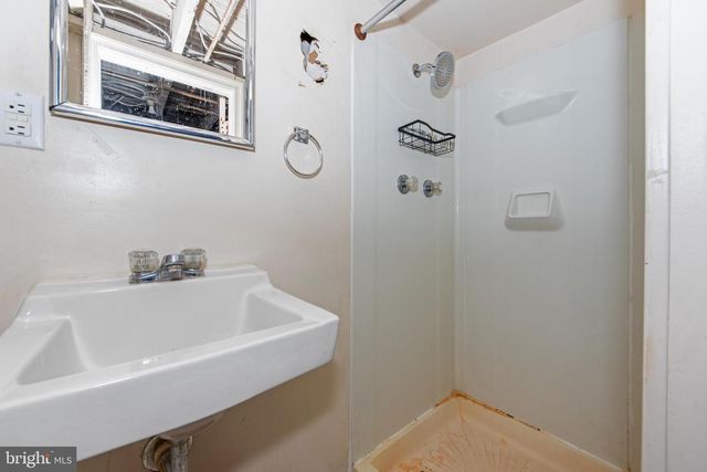 1014 INDEPENDENCE AVE SE, Washington, DC 20003