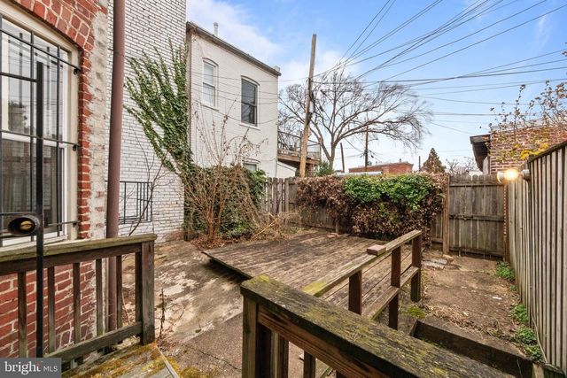 1014 INDEPENDENCE AVE SE, Washington, DC 20003