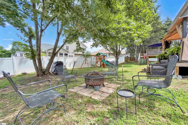 8 Longspur Court, Simpsonville, SC 29680