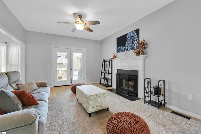 8 Longspur Court, Simpsonville, SC 29680