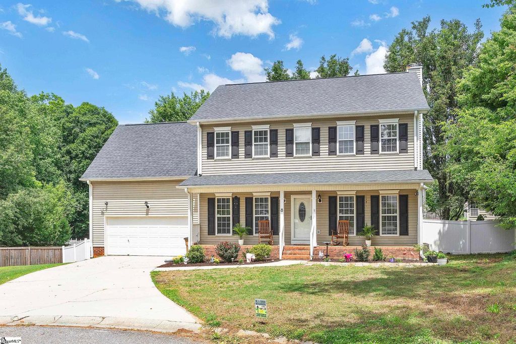 8 Longspur Court, Simpsonville, SC 29680