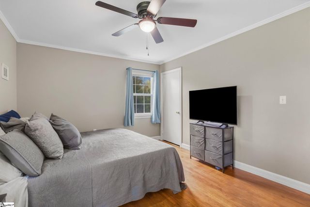 204 Hermitage Road, Greenville, SC 29615