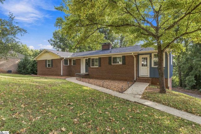 204 Hermitage Road, Greenville, SC 29615