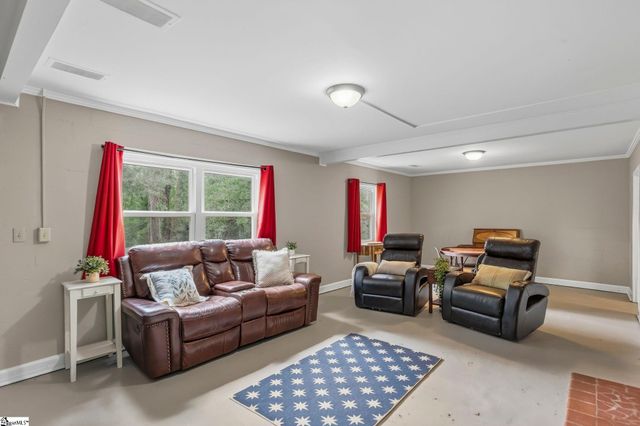 204 Hermitage Road, Greenville, SC 29615