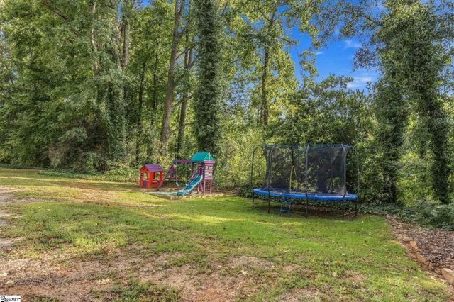 204 Hermitage Road, Greenville, SC 29615