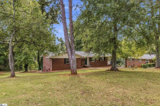 204 Hermitage Road, Greenville, SC 29615