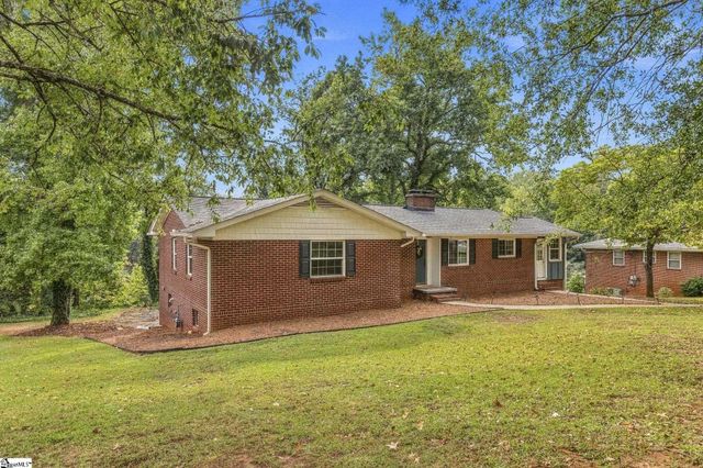 204 Hermitage Road, Greenville, SC 29615