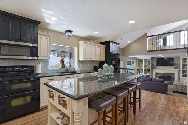 9763 S CHYLENE DR, Sandy, UT 84092