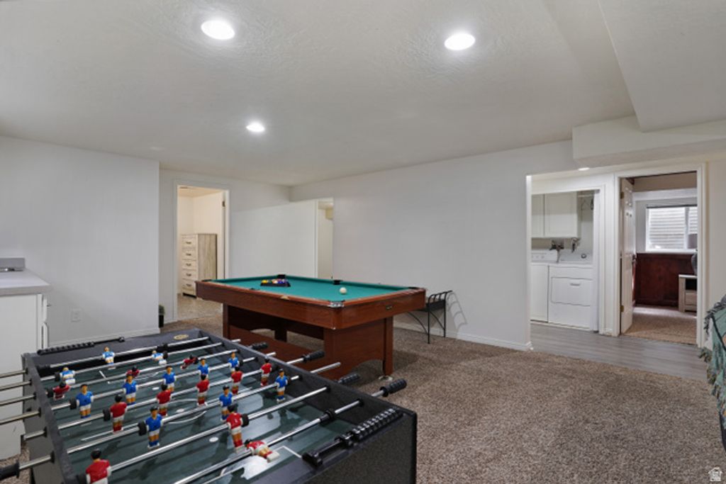 Image 32 of property listing at 9763 S CHYLENE DR, Sandy, UT 84092