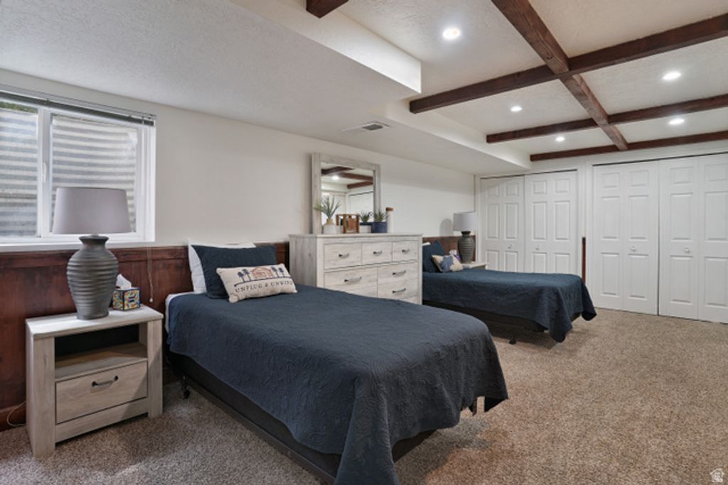 Image 35 of property listing at 9763 S CHYLENE DR, Sandy, UT 84092