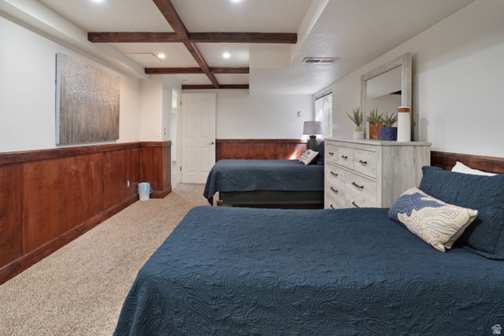 Image 36 of property listing at 9763 S CHYLENE DR, Sandy, UT 84092