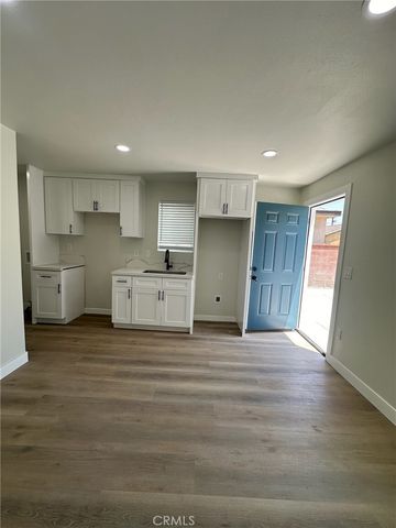 8939 Elizabeth E, South Gate, CA 90280