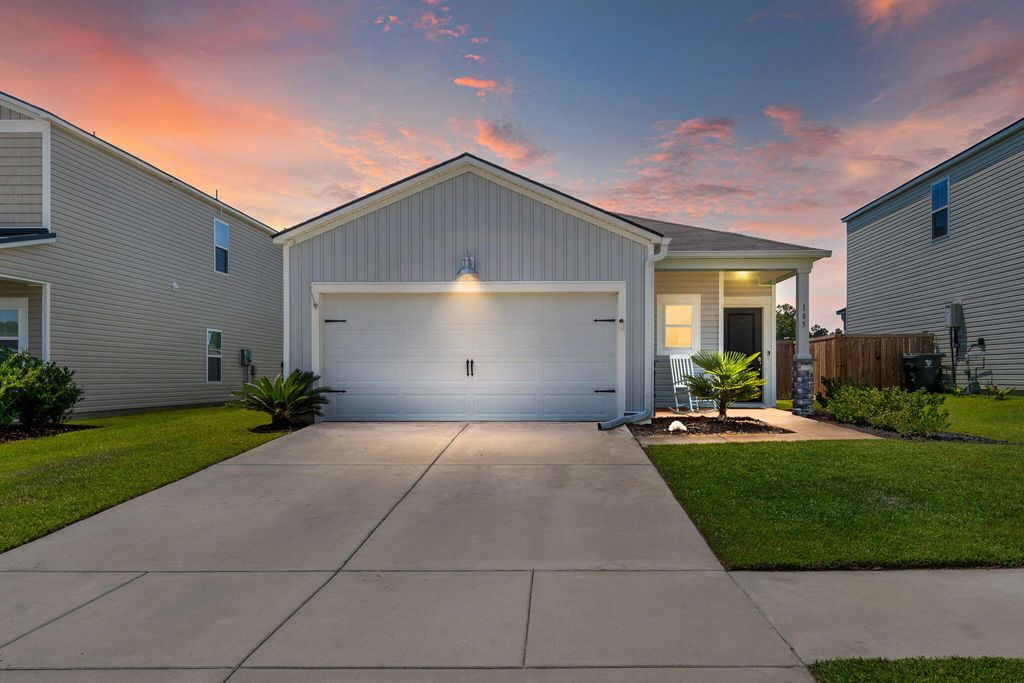 Image 1 of property listing at 185 Lucky Day Drive, Summerville, SC 29486