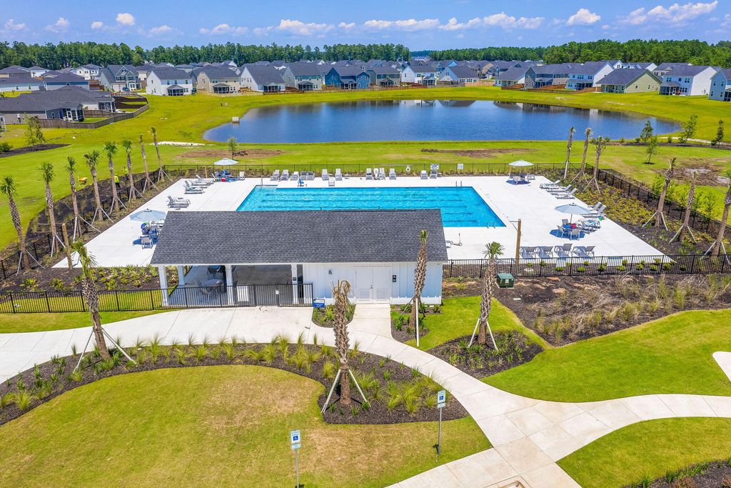 Image 37 of property listing at 185 Lucky Day Drive, Summerville, SC 29486