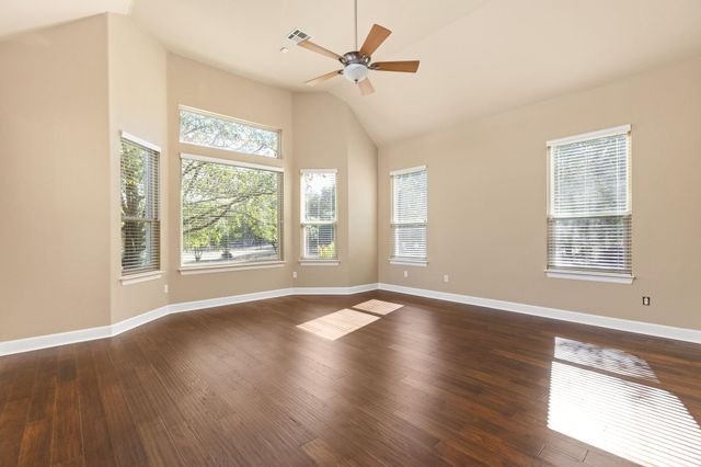275 Lonely Pine CV, Driftwood, TX 78619
