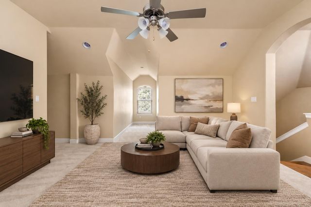 275 Lonely Pine CV, Driftwood, TX 78619