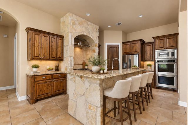 275 Lonely Pine CV, Driftwood, TX 78619