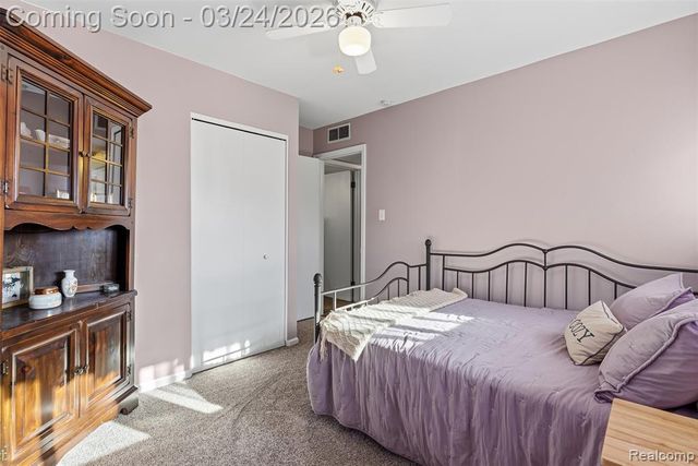 716 Joyceil Drive, Waterford, MI 48328