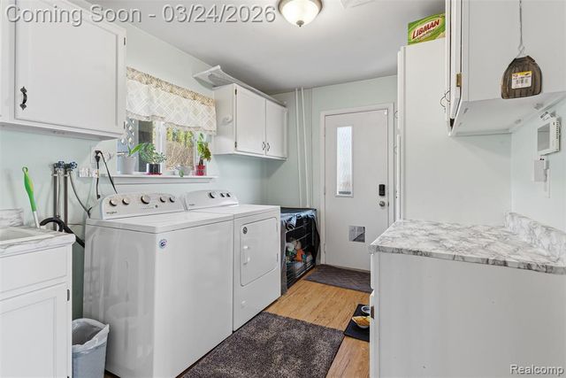 716 Joyceil Drive, Waterford, MI 48328