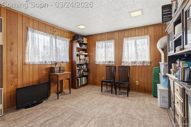 716 Joyceil Drive, Waterford, MI 48328