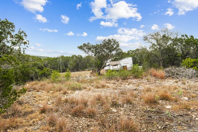 87 Mutt Road, Brackettville, TX 78832