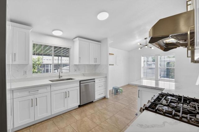 506 Hermitage, San Jose, CA 95134