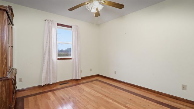 412 W 14th Street, Mountain Grove, MO 65711