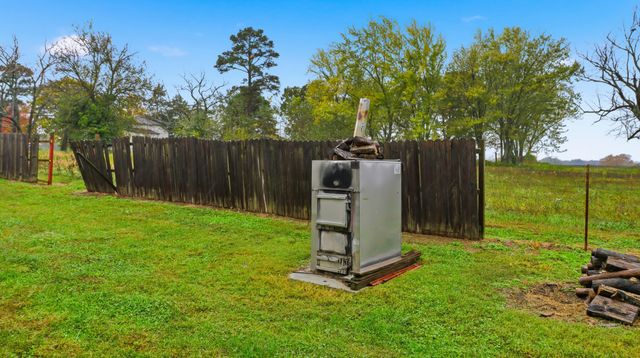 412 W 14th Street, Mountain Grove, MO 65711