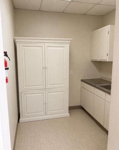 3711 San Felipe Street LL1, Houston, TX 77027