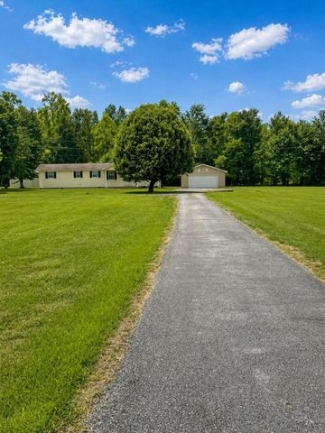 181 McQueary Road, Russell Springs, KY 42642