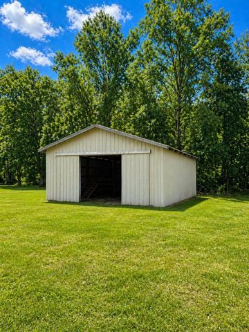 181 McQueary Road, Russell Springs, KY 42642